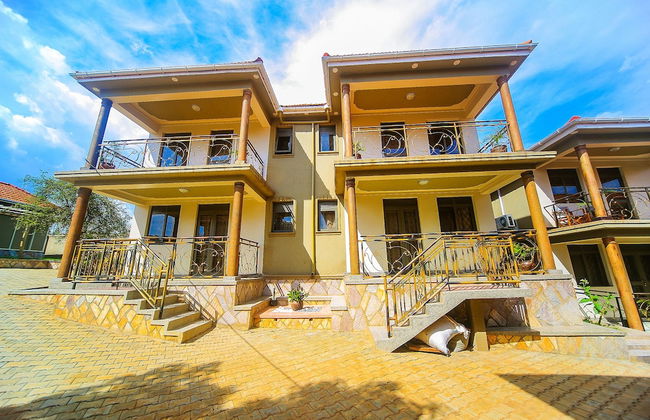 Victoria Breeze Hotel Apartment - Photo 40