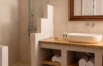 Villa Helidona With Private Pool - Photo 54