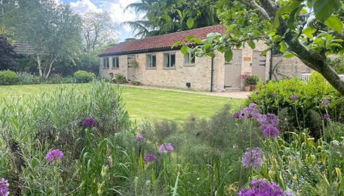 The Old Piggery - tranquil garden guest cottage - Foto 3, Garden