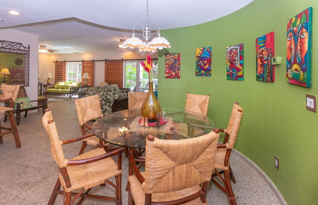 Lawson Rock - Parrotfish 106 - Foto 21