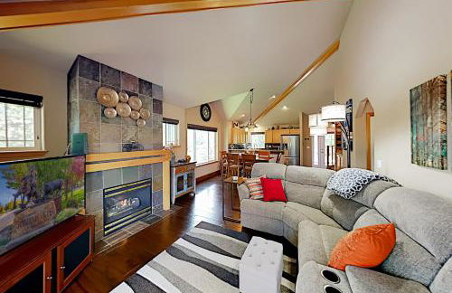 Eagle Crest - Photo 1