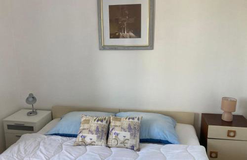 Rustic Rogac Apartment - Sea and Silence - Photo 7