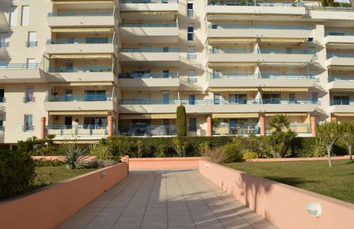Appartement avec piscine et terrasse, proche plage, climatisé, garage à Fréjus - FR-1-226A-184 - Foto 16