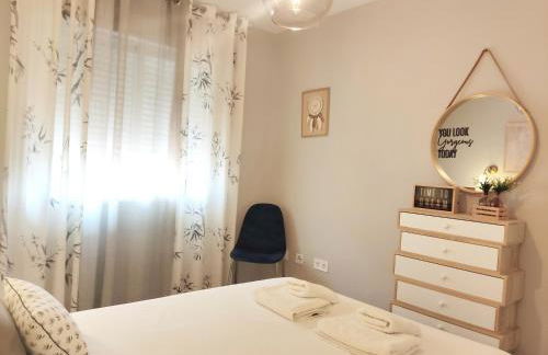 80s Loft ViNTAGE 15' Málaga Airport Free Guest Parking - Foto 17