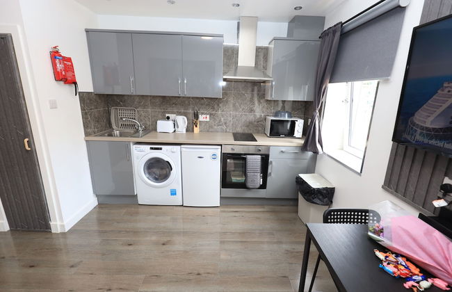 VR Apartments - Photo 54