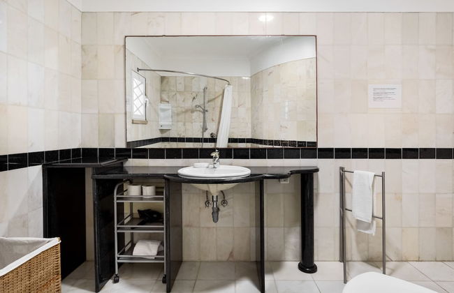 JOIVY Splendid 4-BR House w/Swimming Pool & Sea View - Foto 46