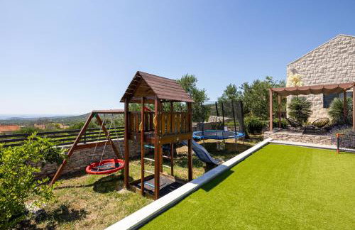 Villa True Oasis with Heated Pool - Photo 44