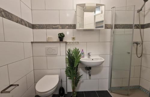 Saubere, moderne Wohnung nahe Luxemburg für Monteure & Reisende - Foto 3