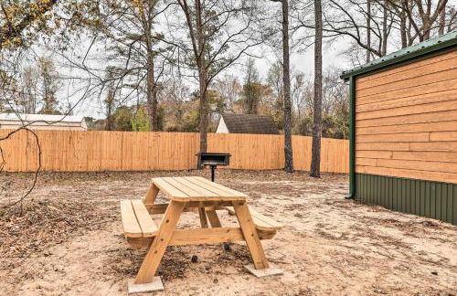 Beautiful New Bern Studio Cabin with Fire Pit! - Foto 20