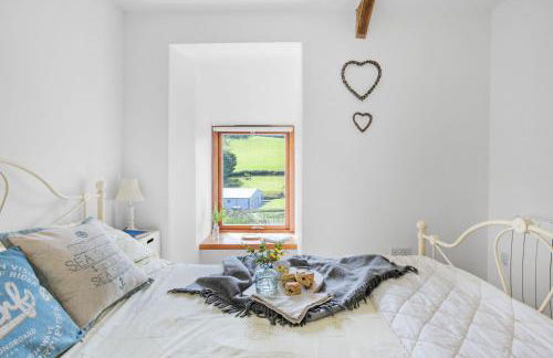 Middle Cottage - Tranquil cottage ideal for walkers - Photo 25