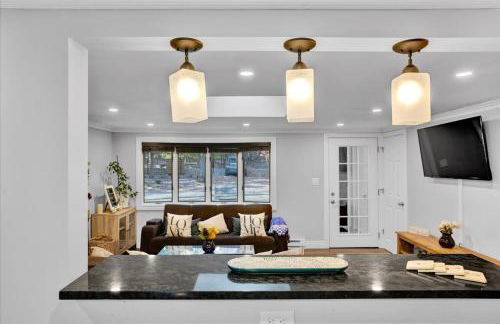 Serene Pocono Escape Hot Tub Lake Access - Foto 25