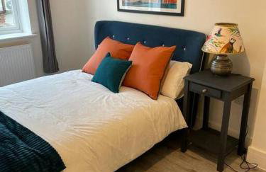 Stunning and Spacious 2bed flat in central Woking - Foto 20