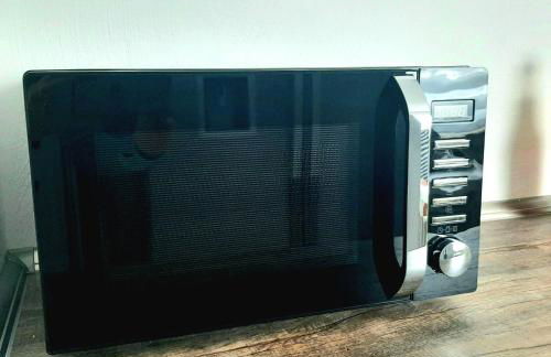 Gelbe Koffer - Großes 3 SZ Apartment Homburg - 1 km Uniklinik - bis 6 Pers - Balkon - Parkplatz - Self-Check-in - Foto 20