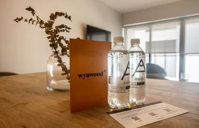 w Elegant 2BR in the Heart of Miraflores - Photo 10