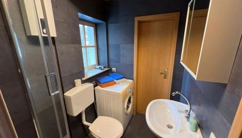 Schöne Unterkunft mit Balkon - Foto 5, Shower