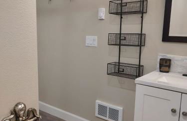 2 bdrm, Walking distance to all - Foto 8