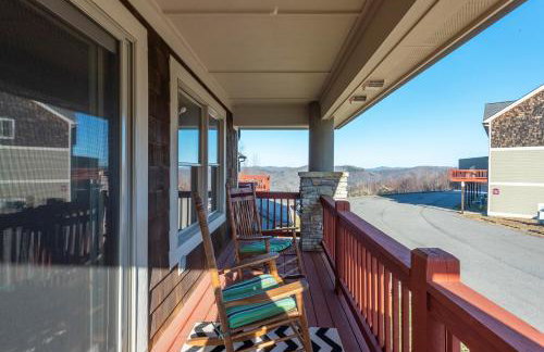 Wolf's Den~Views~Hot Tub~Home Theater~Hatley Ski! - Foto 38