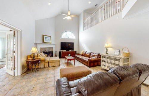 Beautiful home with modern conveniences - close to the beach, dogs welcome - Foto 4