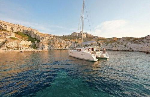 Barco para dormir sobre el Mar - Foto 12
