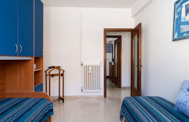 3 bedroom Apartment in Cipressa with terrace - Photo 11