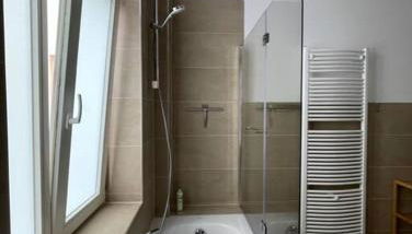 LUCKY STAYS LS04 - Vollausstattung - Zentrum - Aufzug - große Küche - 2 Zimmer - Smart-TV - Foto 5