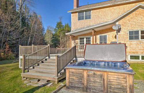 Private Home with Hot Tub Near Jay Peak Slopes - Foto 29