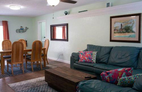 Pool & Spa Hideaway on the Space Coast - Foto 23