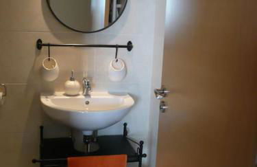 Atico, Piscina, AC, WI-FI y Parking Gratis, Gran Terraza, VUT 47-79 - Foto 13