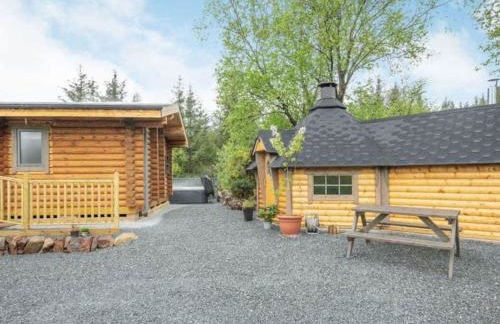 Treetops Luxury Log Cabin - Hot tub, BBQ & Sauna - Foto 28