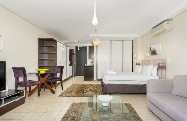 The Manhattan 505 - Photo 13