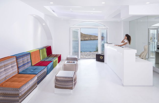 Casa Del Mar Mykonos Seaside Resort - Photo 2