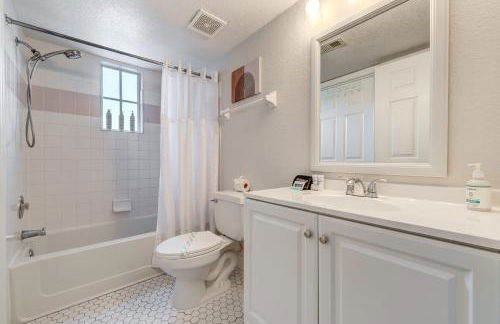 Charming and Cozy Townhome Near Disney - Foto 15