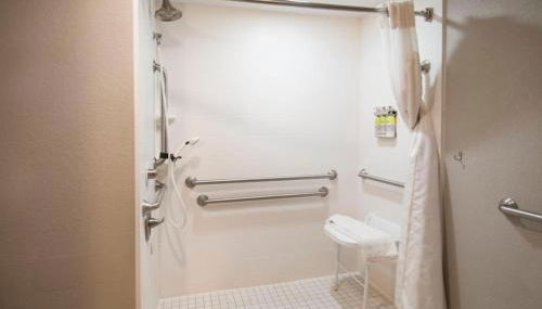 Gated King Bed Apt Studio 227 - Foto 3, Shower