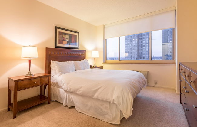 Bluebird Suites near Newport Center - Foto 10