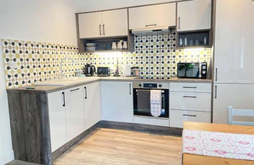 Exclusive 1 and 2 Bedroom Flats only 0,5 miles aw - Foto 70