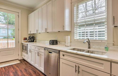 2 Mi to Dauphin St! Charming Home in Mobile - Photo 12