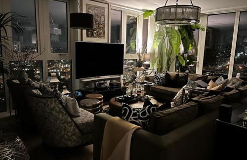 Luxury Nest in the City Glow - Foto 3