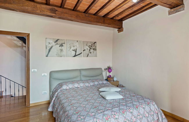 Belvilla by OYO Plush Holiday Home With Garden - Foto 11