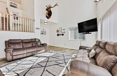 Cascade Cabin Mountain Getaway with Private Beach - Foto 10