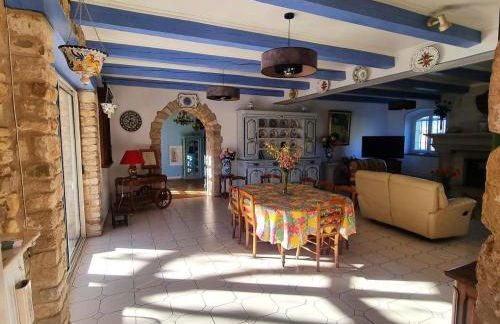 Mas Provençal with Swimming Pool & Air Conditioning - Foto 3