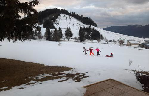 le face au tremplin Appartement 5 pers entièrement rénové dec 2022 classé meublé de tourisme 3 étoiles emplacement unique a Autrans proche du village prestations de qualité - Foto 21