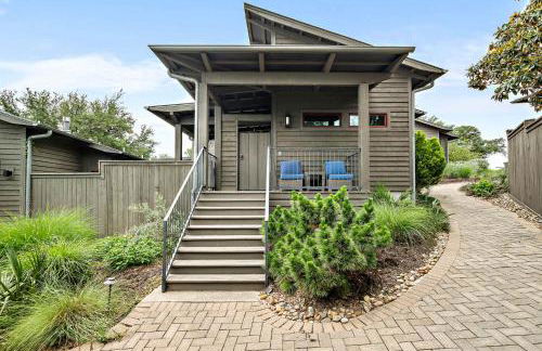 Romantic Lake Retreat - Deck, BBQ Grill & Patio - Foto 1