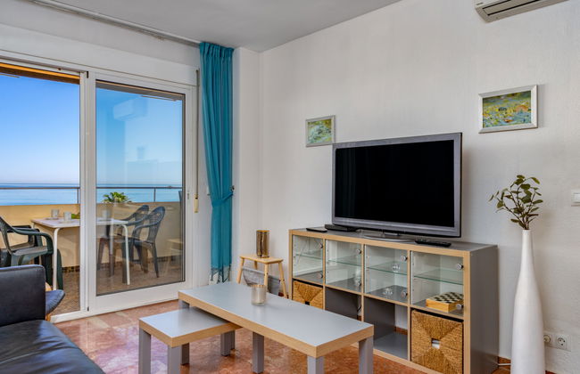 2 bedroom Apartment in Fuengirola with swimming pool and terrace - Photo 19