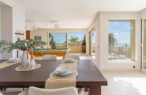 Infinity Blue Penthouse - Photo 32