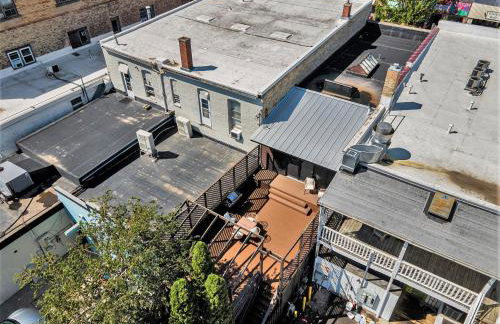 NEW Love Mi Getaway Loft with Deck on Washington Ave 110 - Foto 21