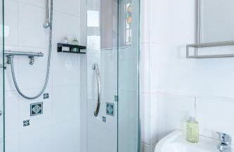 2 Bed Apartment ,Sea Views - Foto 2