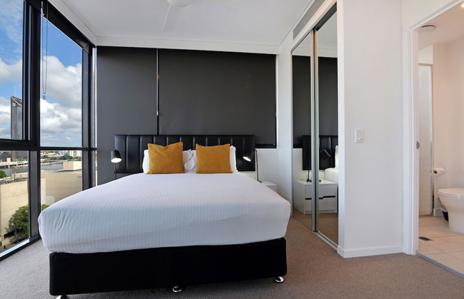 Hope Street Apartments by CLLIX - Photo 12