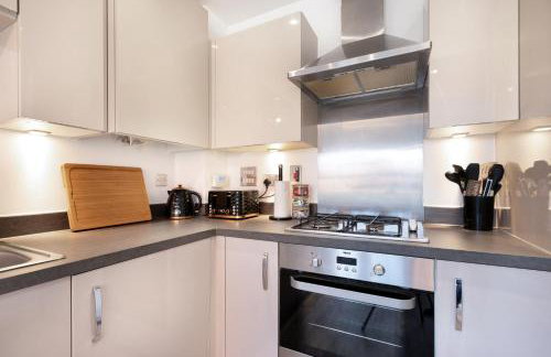 Shinfield Studio Luxury Stay - 2 Parking - Family & Business - Foto 8