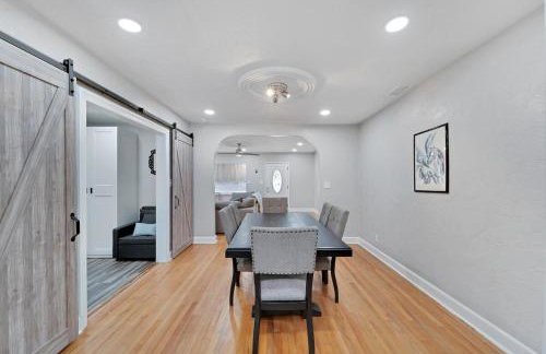 Poolside Paradise - Spacious - Peaceful Patio - Foto 14