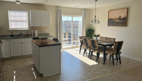 Welcome Families and Pets! 30 nights Entire Home - Foto 4